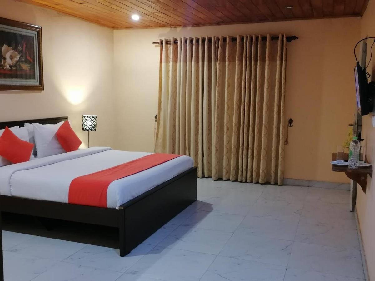 Maha Royal Hotel Nuwara Eliya Bagian luar foto